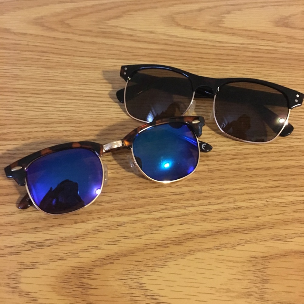 2 for 1 sunglasses!